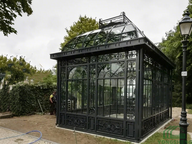 Hot Dip Galvanized Large Glass Garden Greenhouse For Wedding